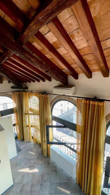 Appartement Altana - Loft Sulla Citta à Parme Extérieur photo