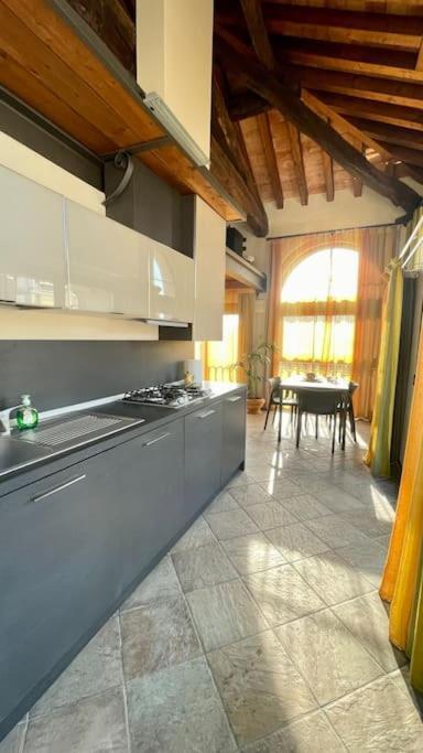 Appartement Altana - Loft Sulla Citta à Parme Extérieur photo