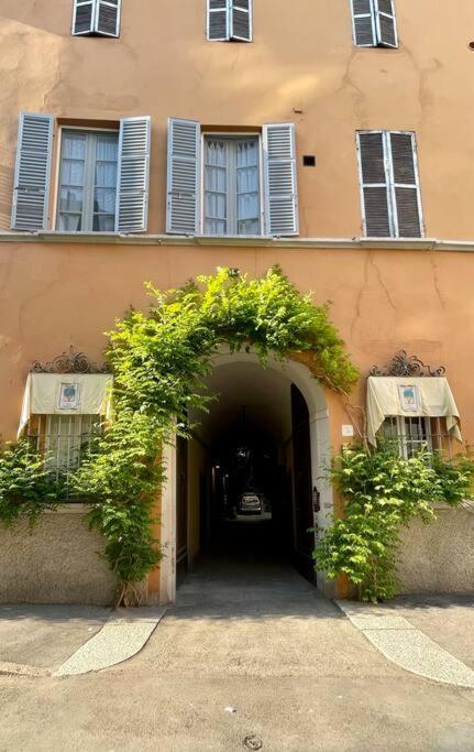 Appartement Altana - Loft Sulla Citta à Parme Extérieur photo